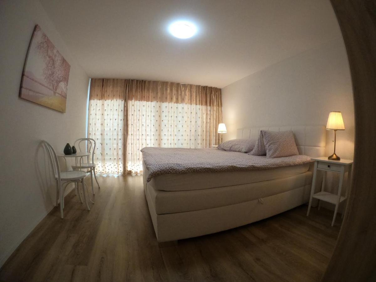 The Golf Apartments Interlaken Extérieur photo