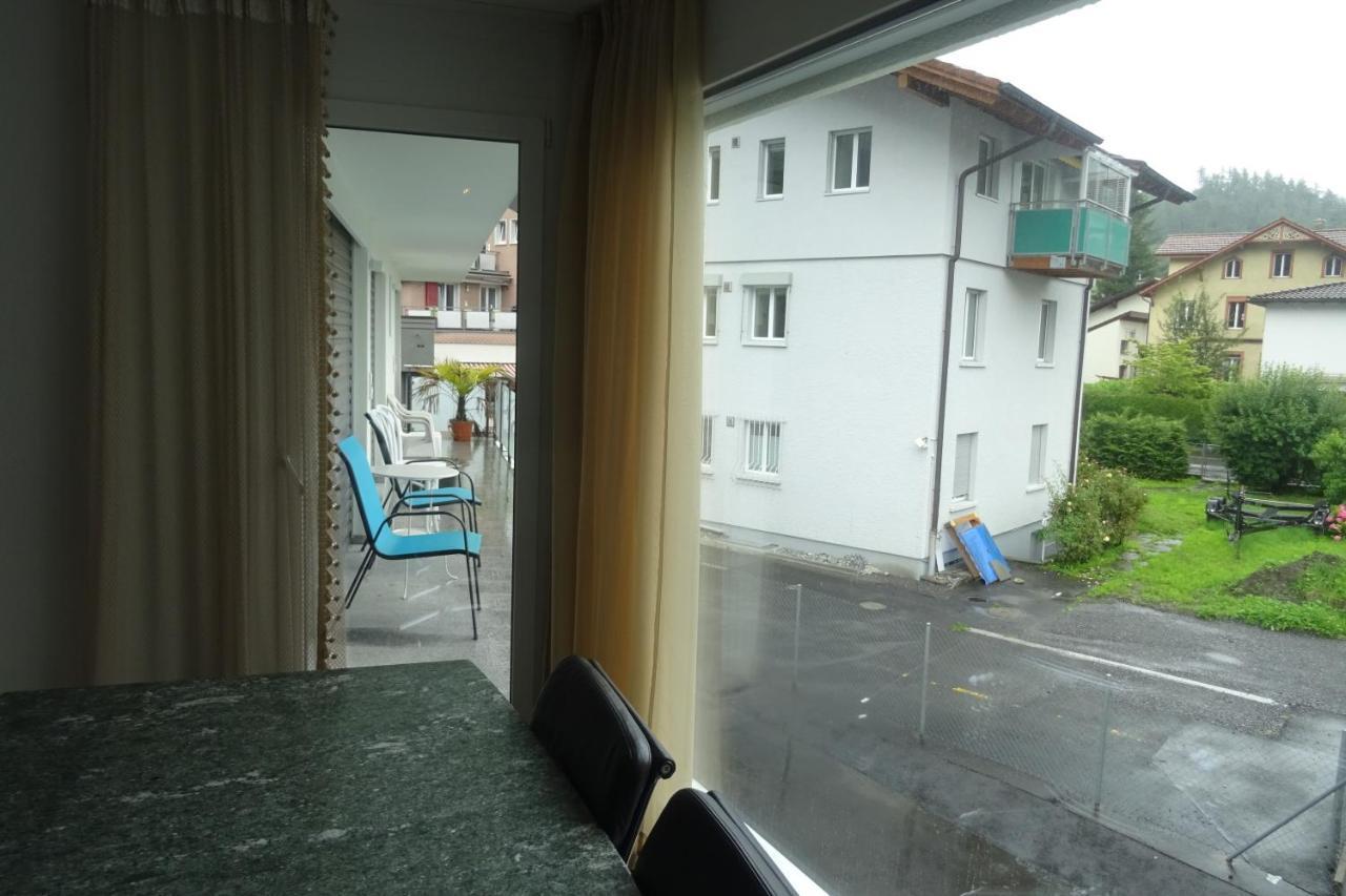 The Golf Apartments Interlaken Extérieur photo
