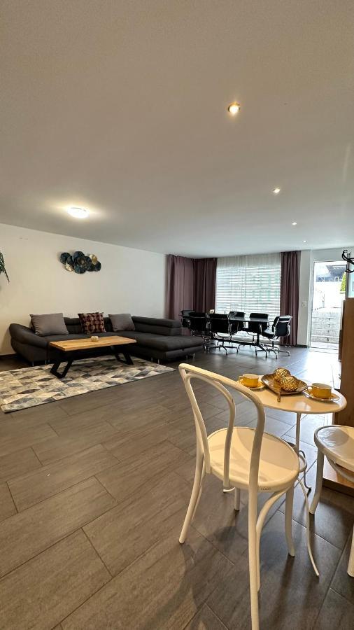 The Golf Apartments Interlaken Extérieur photo